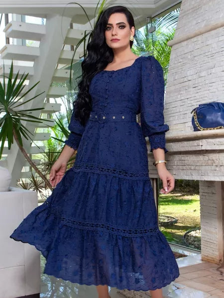Vestido Elegante em Lese de Algodão