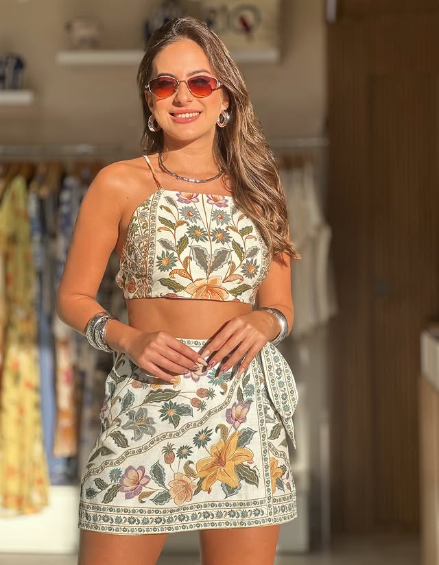 Conjunto Farm Cropped & Saia – Estampa Floral Botânica