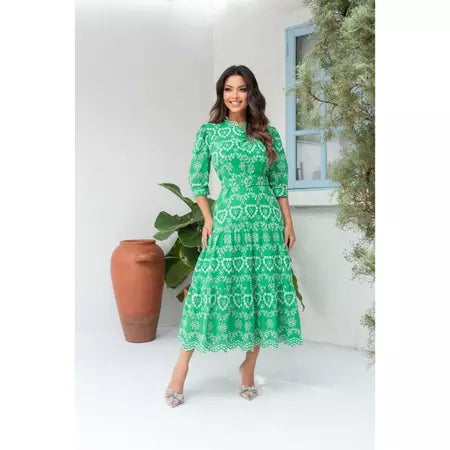 Vestido Elegante em Lese de Algodão