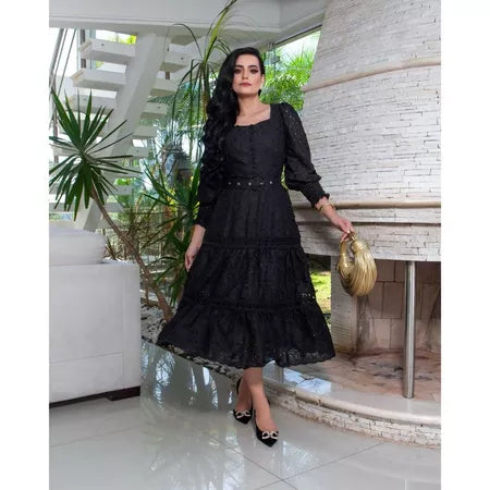 Vestido Elegante em Lese de Algodão